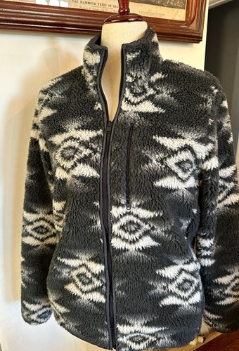 Gorgeous hollister sherpa - gorgeous,
